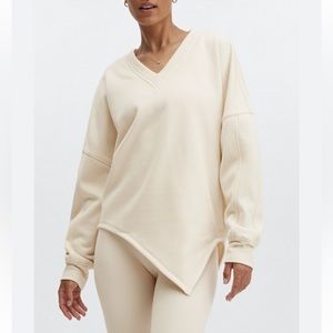 Fabletics Mira Cream Ivory Asymmetrical Hem Oversized Activewear Sweatshirt